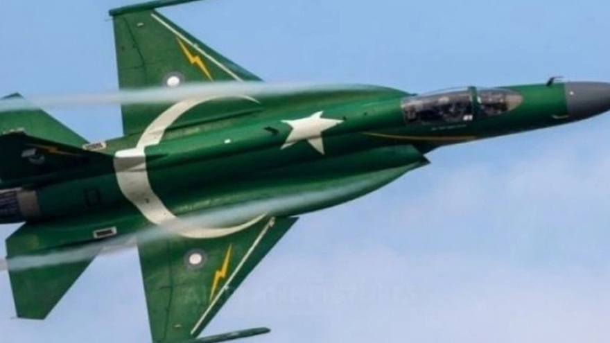 Iran triệu đại biện lâm thời Pakistan để phản đối cuộc không kích của Islamabad